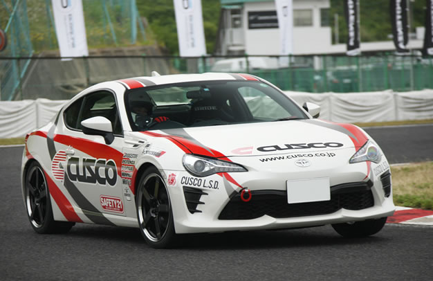 DRIVER’S VOICE PHOTO01