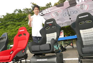 TOGETHER WITH PROFESSIONAL DRIVERS PHOTO09