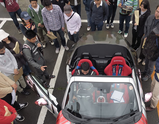 DRIVING LESSON PHOTO01