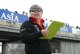 TOGETHER WITH PROFESSIONAL DRIVERS PHOTO06