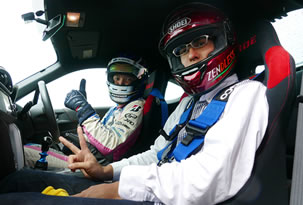 POTENZA EXTREME SEAT PHOTO03
