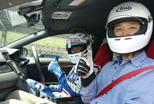 POTENZA EXTREME SEAT PHOTO02