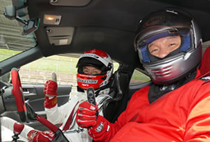 POTENZA EXTREME SEAT PHOTO04