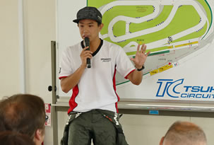 DRIVING LESSON PHOTO07