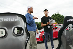 TOGETHER WITH PROFESSIONAL DRIVERS PHOTO04