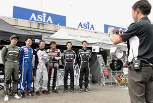 TOGETHER WITH PROFESSIONAL DRIVERS PHOTO07