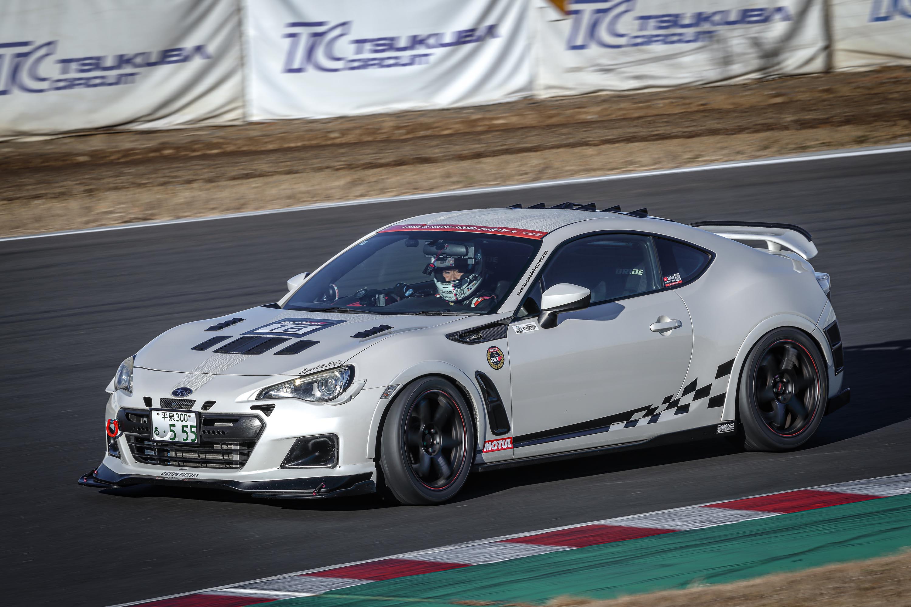 クルマドーカスタムファクトリー SUBARU BRZ